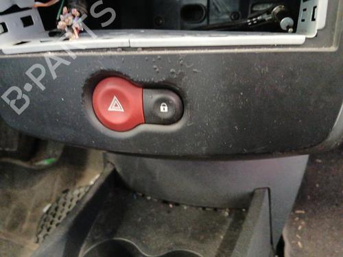 Bouton de warning RENAULT CLIO III (BR0/1, CR0/1) 1.5 dCi (BR17, CR17) (86 hp) 32065127