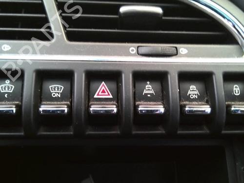 Used Warning switch Warning switch PEUGEOT 3008 I MPV (0U_) 2.0 HDi 150 / BlueHDi 150 (150 hp) 40437335 40437335