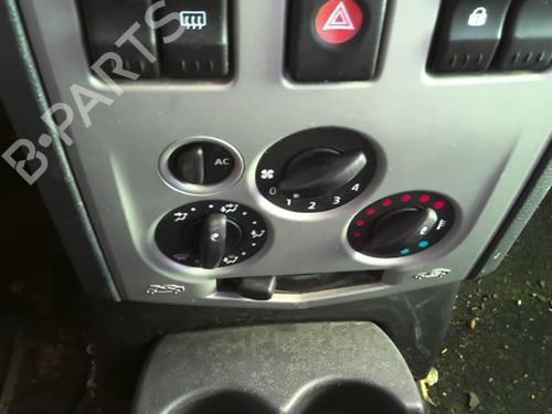 Used Climate control Climate control DACIA LOGAN MCV (KS_) 1.5 dCi (KS0K) (68 hp) 40018736 40018736