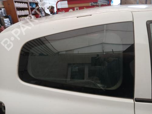 Used Rear right quarter glass RENAULT CLIO III (BR0/1, CR0/1) 1.5 dCi (C/BR0G, C/BR1G) (68 hp) 28669261