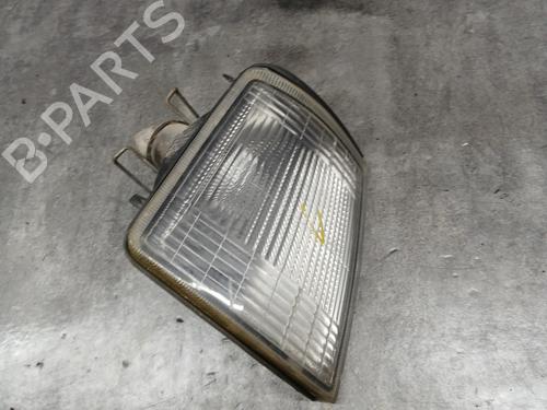 Blinklys foran høyre PEUGEOT 309 I (10C, 10A) 1.3 (64 hp) 30490703