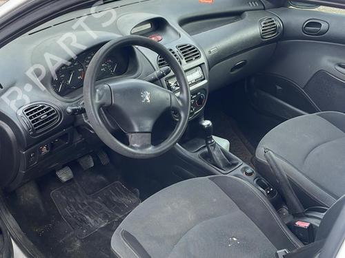 Rear left quarter glass PEUGEOT 206 Hatchback (2A/C) 1.4 HDi eco 70 | BP20880493C93 