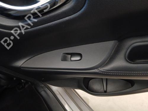 right-rear-window-switch-nissan-pulsar-hatchback-c13-2014-33172398 main image