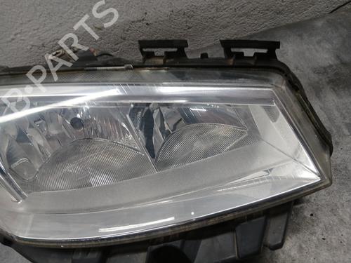 Right headlight RENAULT MEGANE II (BM0/1_, CM0/1_) 1.5 dCi (BM02, BM13, BM2A, CM02, CM13) | BP29588114C29 