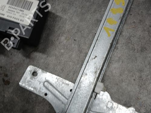 Mechanizm podnoszenia szyby przedniej prawej PEUGEOT 307 (3A/C) 2.0 HDi 110 | BP30908502C23