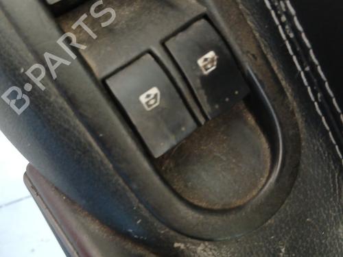 Venstre fortil elrude kontakt RENAULT MEGANE II (BM0/1_, CM0/1_) 1.5 dCi (BM02, BM13, BM2A, CM02, CM13) (101 hp) 29327420