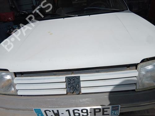 Grelha Grelha PEUGEOT 205 II (20A/C) 1.0 (45 hp) 36009370 36009370