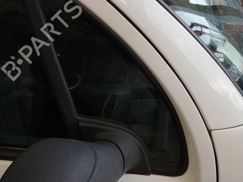 Højre foran trekantet rude Højre foran trekantet rude CITROËN C3 I (FC_, FN_) 1.4 HDi (68 hp) 31770236 31770236