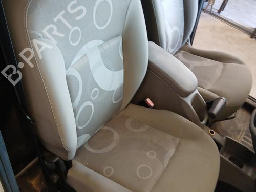 Used Right front seat Right front seat RENAULT KANGOO / GRAND KANGOO II (KW0/1_) 1.5 dCi 90 (KW05, KW08, KW0G, KW11) (90 hp) 29973709 29973709