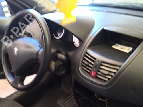 Dashboard PEUGEOT 206+ (2L_, 2M_) 1.1 | BP39979898C46 - Image 9