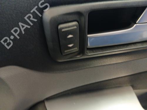 Used Right front window switch Right front window switch FORD FOCUS II (DA_, HCP, DP) 1.6 TDCi (90 hp) 32221711 32221711