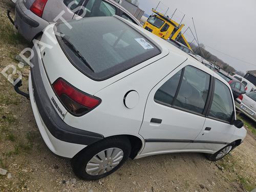 Used Parts PEUGEOT 306 Hatchback (7A, 7C, N3, N5) 1.9 D 4350066