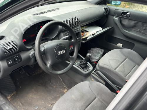 Handskerum AUDI A3 (8L1) 1.6 | BP29560740C95 