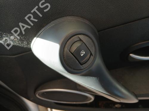 Used Right front window switch RENAULT CLIO III (BR0/1, CR0/1) 1.4 16V (98 hp) 29240842