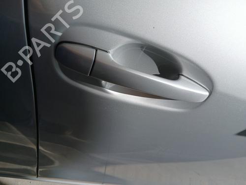 front-right-exterior-door-handle-toyota-verso-_r2_-2009-2010-2011-2012-2013-2014-2015-2016-2017-2018-32166765 main image