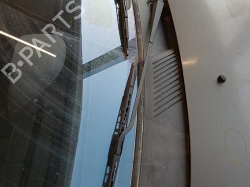 Used Front windshield wiper arm RENAULT CLIO II (BB_, CB_) 1.6 (B/CB0D, BB00) (90 hp) 28053487