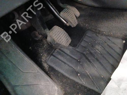 Used Clutch pedal CITROËN C4 II (NC_) 1.4 VTi 95 (NC8FP0) (95 hp) 30318775