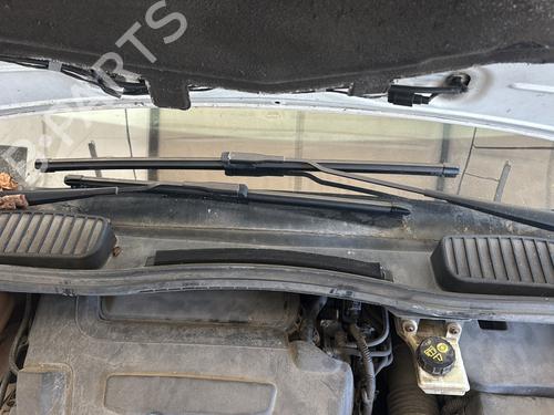 Front wiper motor FORD C-MAX II (DXA/CB7, DXA/CEU) 2.0 TDCi | BP31270588M29 - Image 2
