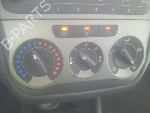 Used Climate control FIAT GRANDE PUNTO (199_) 1.3 D Multijet (75 hp) 24116448