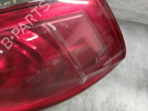 Used Right taillight Right taillight 29569236 29569236
