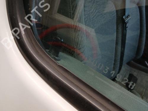 Front right door window RENAULT MASTER II Van (FD) 2.8 dTI (FD0C, FD0F, FD2B, FD2F, FD3C, FD3F) | BP29943028C19