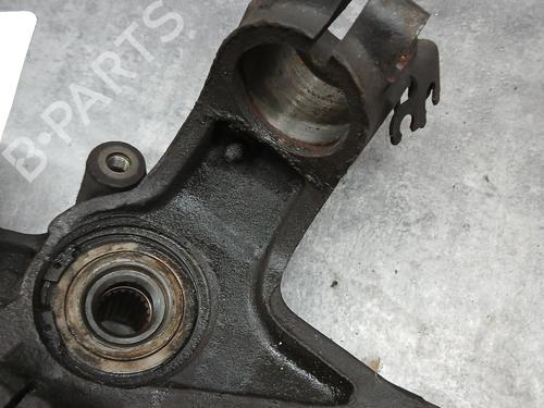Used Right front steering knuckle Right front steering knuckle CITROËN ZX (N2) 1.4 i (75 hp) 28132254 28132254