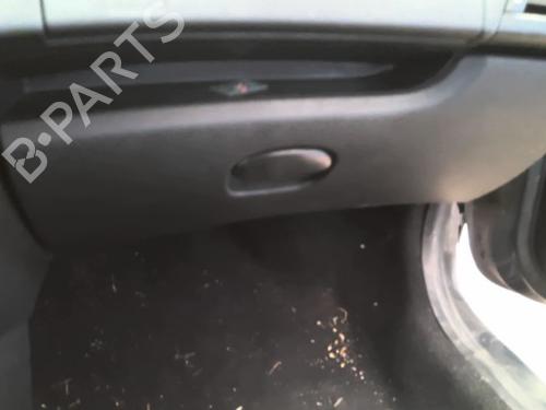 Used Glove box Glove box PEUGEOT 206+ (2L_, 2M_) 1.1 (60 hp) 39979900 39979900