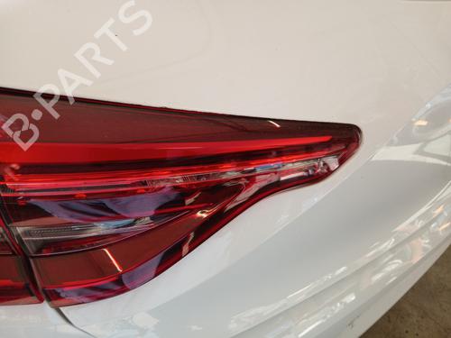 Left tailgate light RENAULT CLIO V (B7_) 1.5 Blue dCi 85 (B7AG) | BP30299185C79