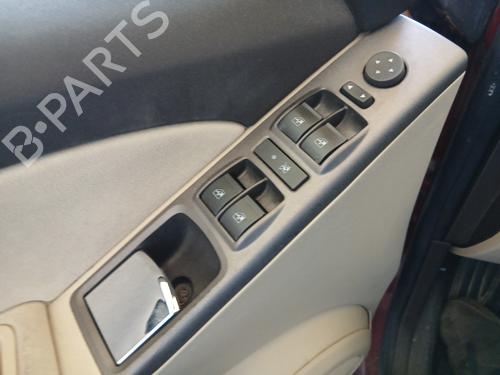 BP29976712I27 main image