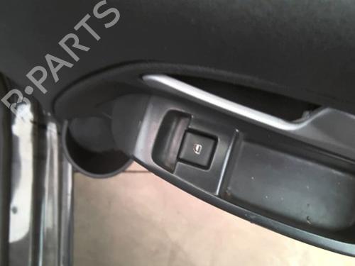 Used Right front window switch Right front window switch 38940840 38940840