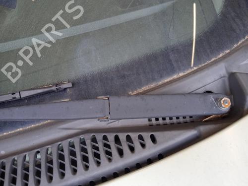 Front windshield wiper arm FIAT PUNTO (188_) 1.2 16V 80 (188.233, .235, .253, .255, .333, .353, .639,... | BP21277088C143 