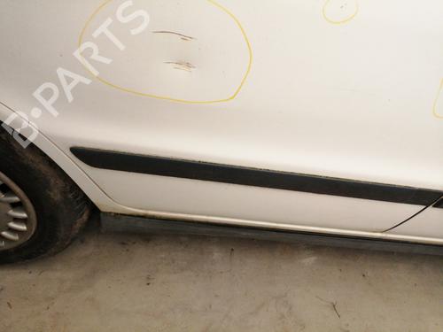 Right rear door VOLVO V40 Estate (645) 1.6 | BP24402753C5 