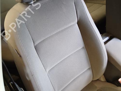 Used Right front seat Right front seat 38258811 38258811