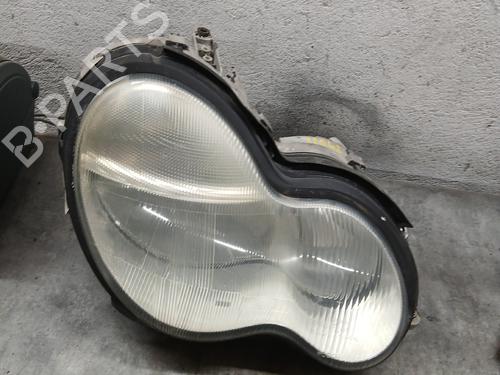 Right headlight MERCEDES-BENZ C-CLASS (W203) C 220 CDI (203.006) | BP37036742C29 - Image 3