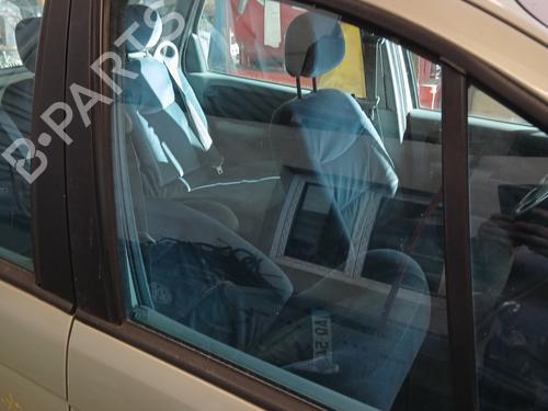 Luna delantera derecha RENAULT MEGANE Scenic (JA0/1_) 1.6 e (JA0F) (90 hp) 30457828