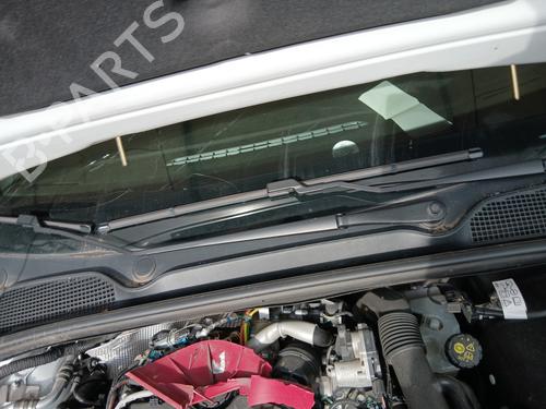 Used Front wiper motor Front wiper motor RENAULT CLIO V (B7_) 1.5 Blue dCi 85 (B7AG) (86 hp) 30299216 30299216