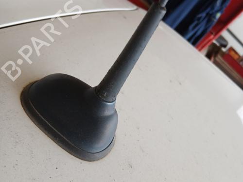 Used Antenna/Base Antenna/Base MINI MINI (R56) Cooper (120 hp) 33655027 33655027