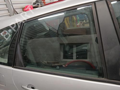 BP29956889C21 main image