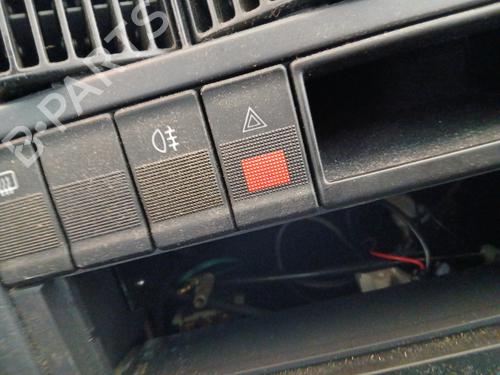 warning-switch-audi-80-b4-saloon-8c2-1991-1992-1993-1994-1995-29528664 main image