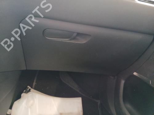 Hanskerom CITROËN C4 II (NC_) 1.6 HDi 115 (114 hp) 33019413