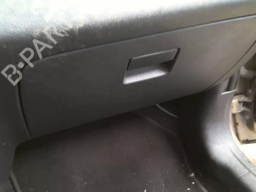 Used Glove box Glove box 38977619 38977619