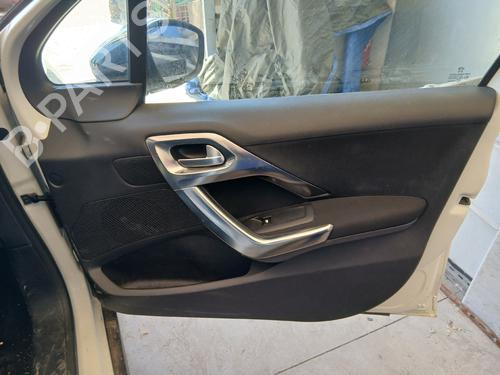 Seats set PEUGEOT 2008 I (CU_) 1.2 THP 110 / PureTech 110 | BP36414856C78 - Image 5