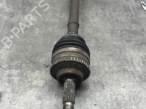 Used Left front driveshaft RENAULT KANGOO Express (FC0/1_) 1.5 dCi (FC07, FC1R) (65 hp) 30153695