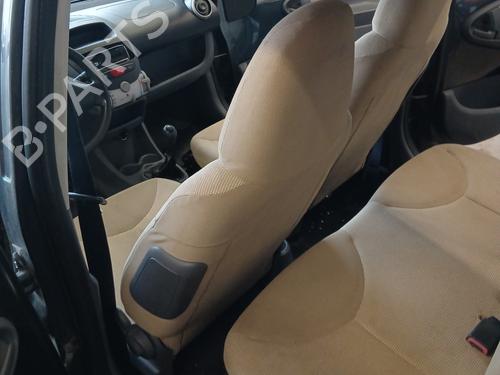 Seats set PEUGEOT 107 (PM_, PN_) 1.4 HDi | BP31714678C78 
