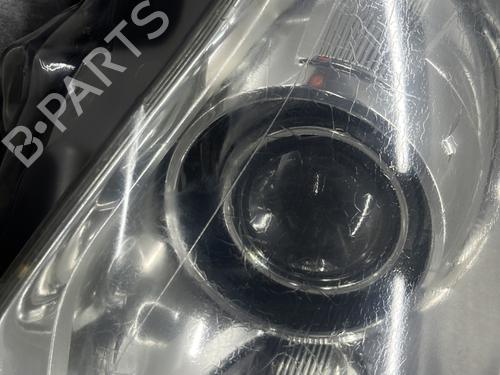 Used Right headlight Right headlight RENAULT LAGUNA III (BT0/1) 2.0 dCi (BT01, BT08, BT09, BT0E, BT0K, BT12, BT1C, BT1D,... (150 hp) 32215635 32215635