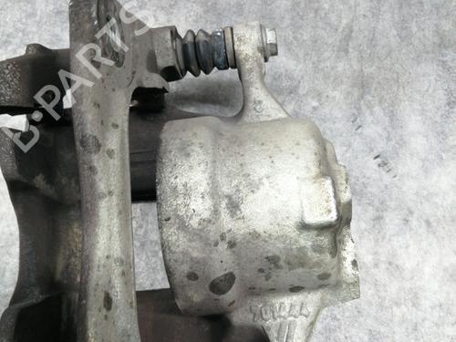 right-front-brake-caliper-toyota-auris-_e18_-2012-2013-2014-2015-2016-2017-2018-2019-26170471 main image