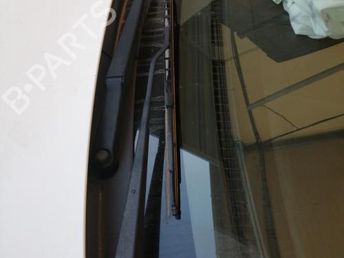 Used Front windshield wiper arm FIAT SEDICI (189_) 1.9 D Multijet 4x4 (120 hp) 24893003
