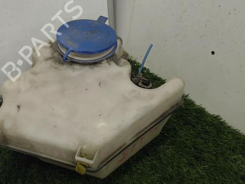 Used Windscreen washer tank MERCEDES-BENZ B-CLASS Sports Tourer (W245) B 180 CDI (245.207) (109 hp) 20881772