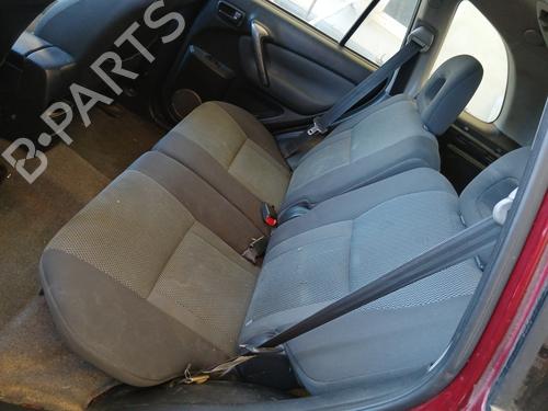 Siège arrière TOYOTA RAV 4 II (_A2_) 2.0 D 4WD (CLA20_, CLA21_, CLA20R, CLA21R) (116 hp) 28472832