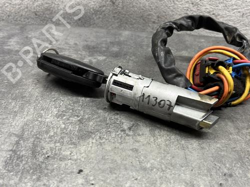 Used Ignition barrel Ignition barrel CITROËN XSARA Break (N2) 2.0 HDI 90 (90 hp) 32993208 32993208